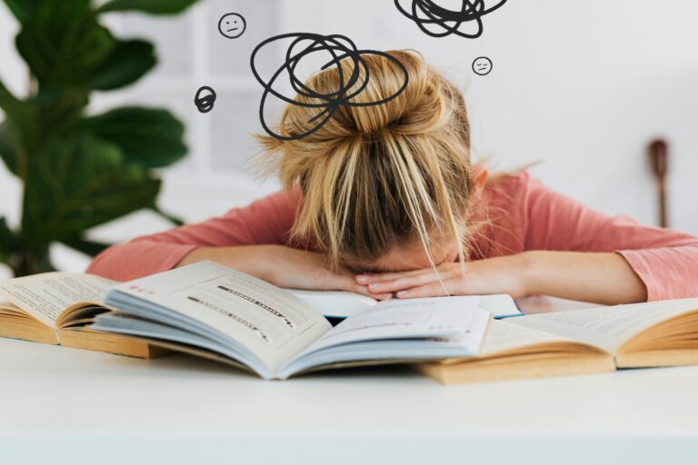 Tips Menyusun Skripsi