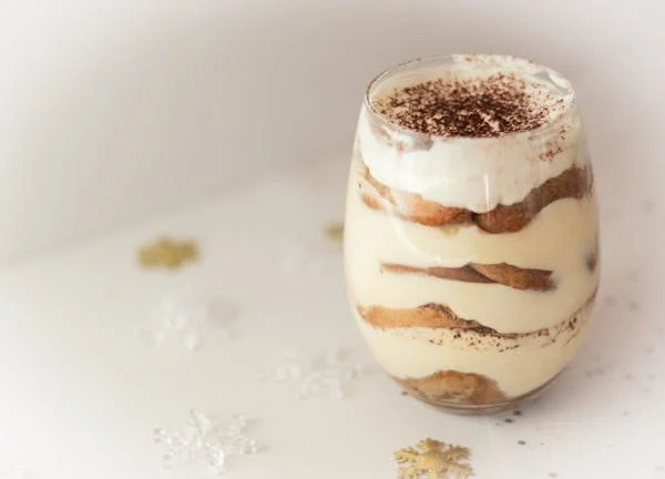 5 Cara Membuat Tiramisu Folding Cake, Camilan Lembut ala Kafe