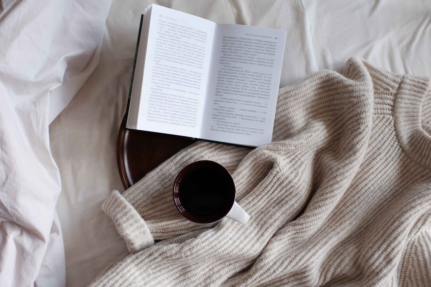 10 Buku dengan Plot Twist Paling Gila yang Pernah Ada