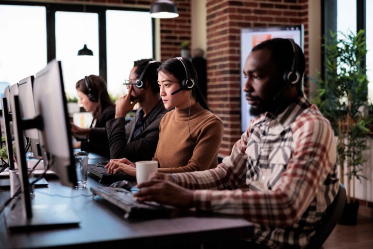 8 Realita Jadi Outsourcing di Perusahaan Besar: Nggak Seindah yang Dibayangin