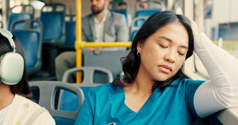 8 Gaya Hidup Sehat Versi Remaja Jompo yang Nggak Kalah Kece