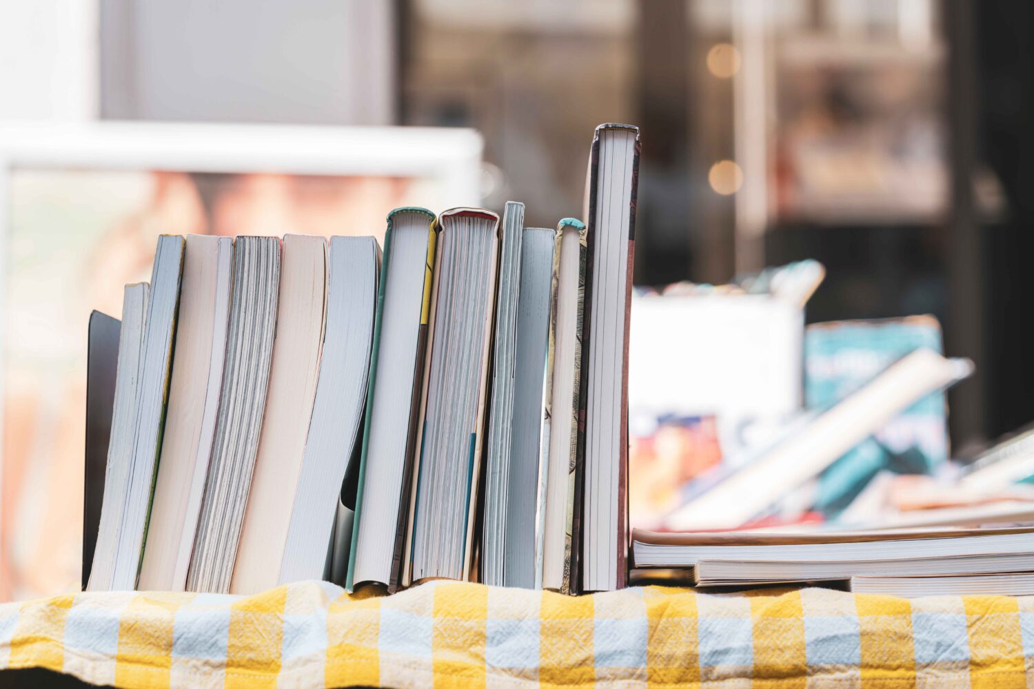 15 Buku dengan Judul Aneh tapi Isinya Bikin Kaget