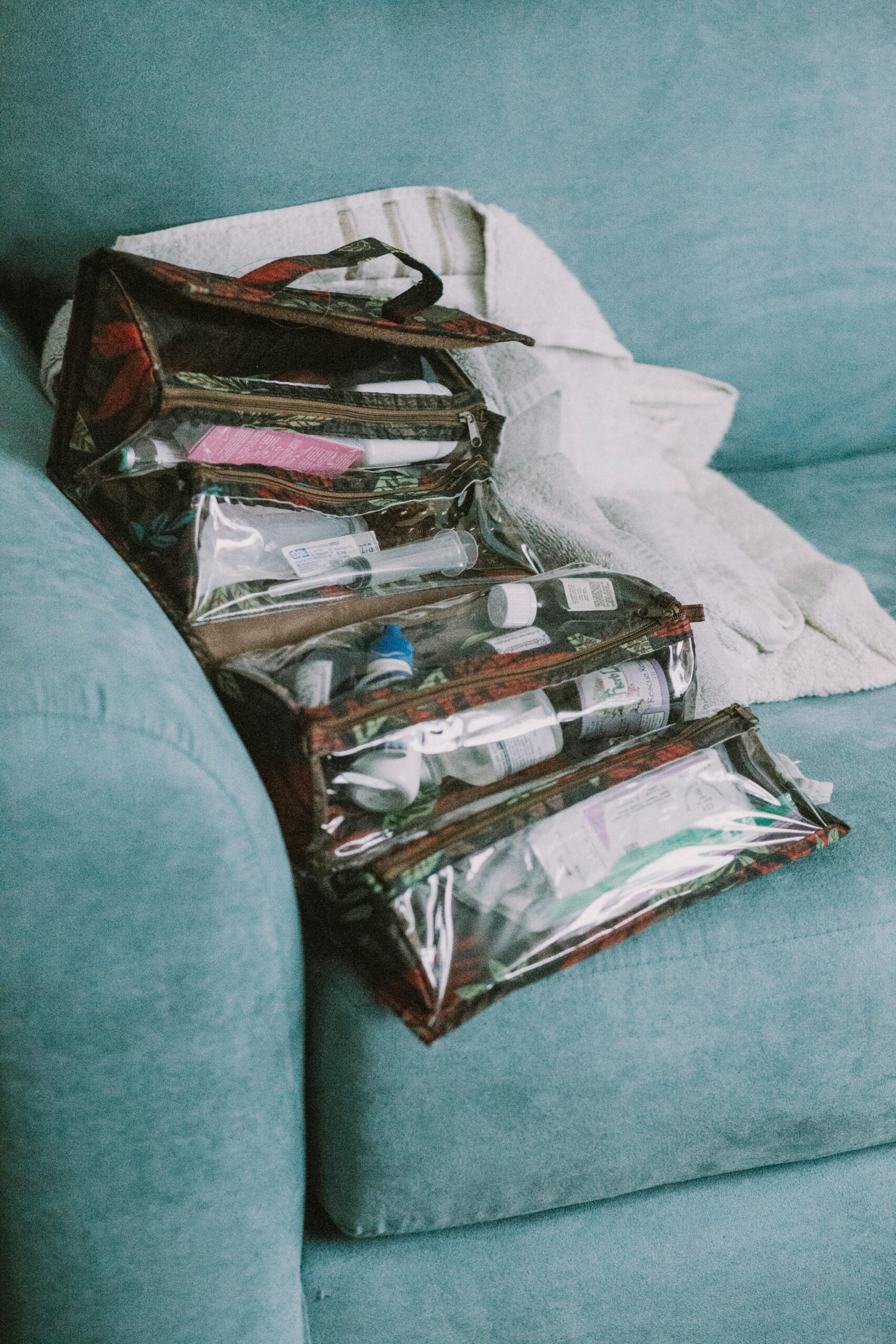 Cara Membuat DIY Travel Kit