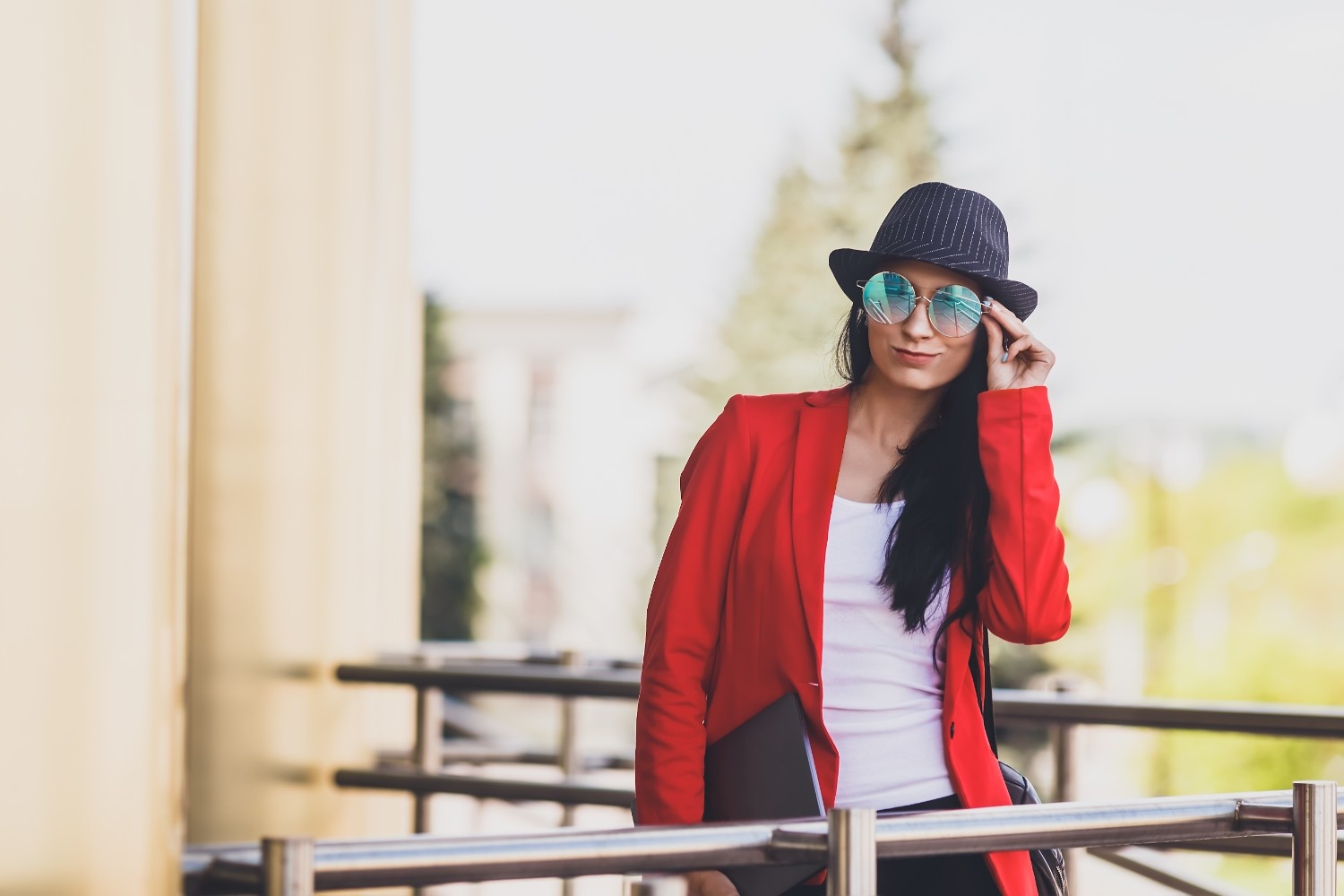 6 Ide Wardrobe Capsule Berdasarkan Personal Color, Biar Gaya Makin Matang!