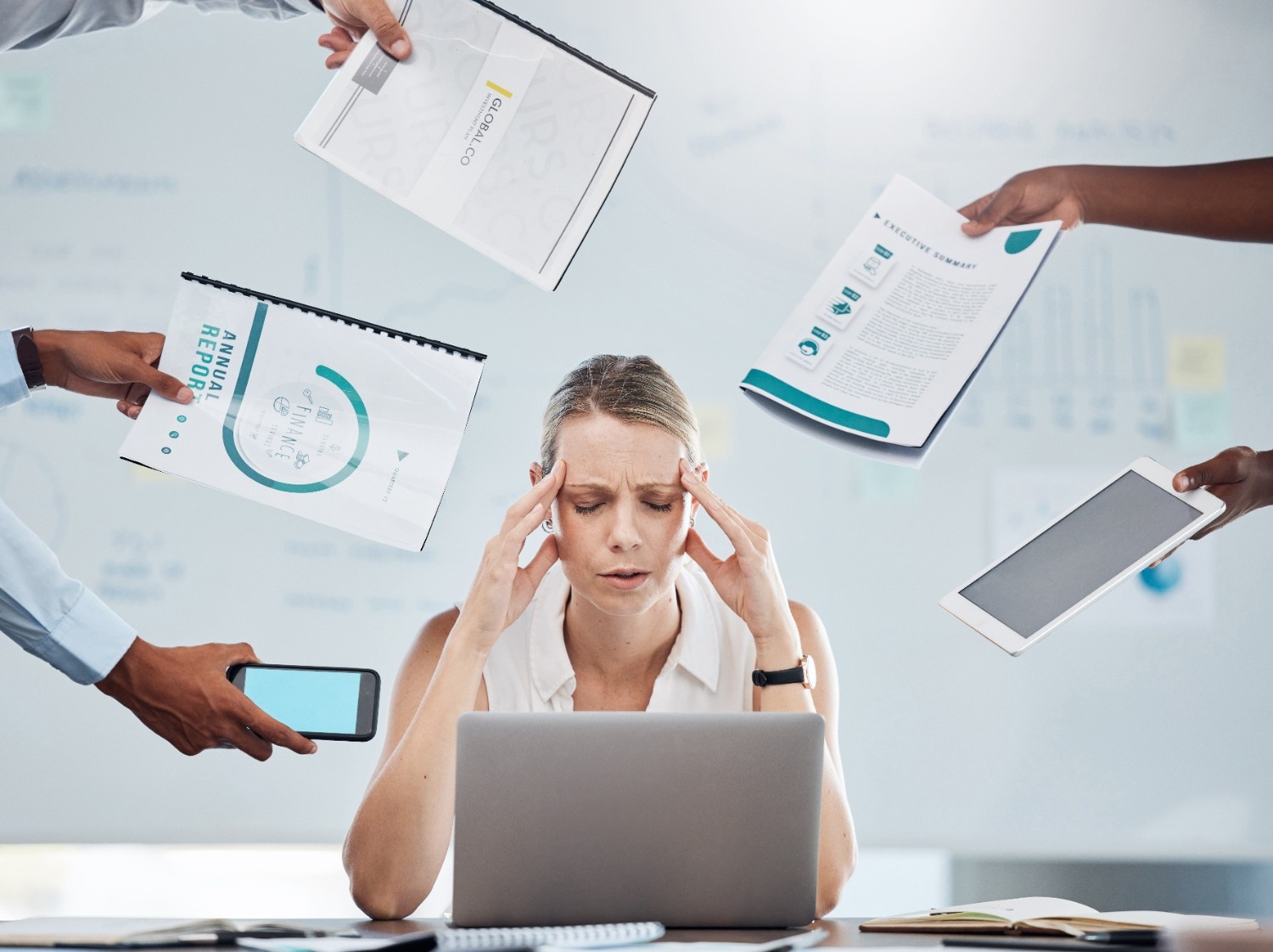 10 Cara Mengatasi Tekanan Kerja di Kantor Tanpa Stres