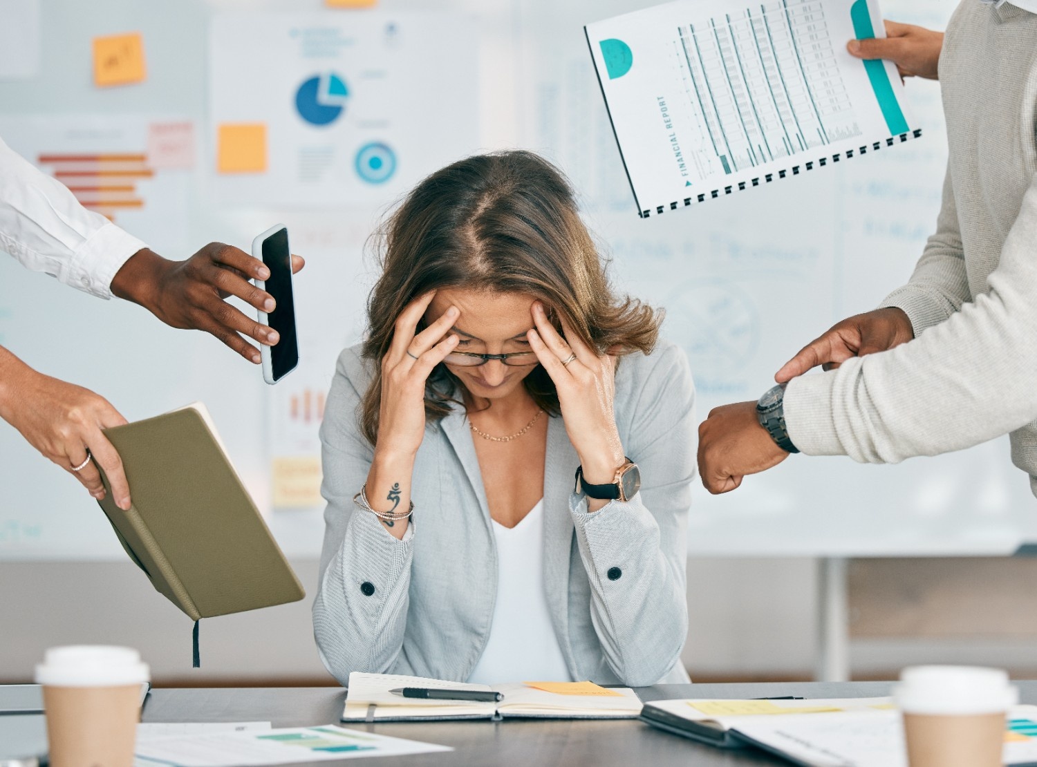10 Tipe Atasan yang Sering Jadi Sumber Tekanan Kerja