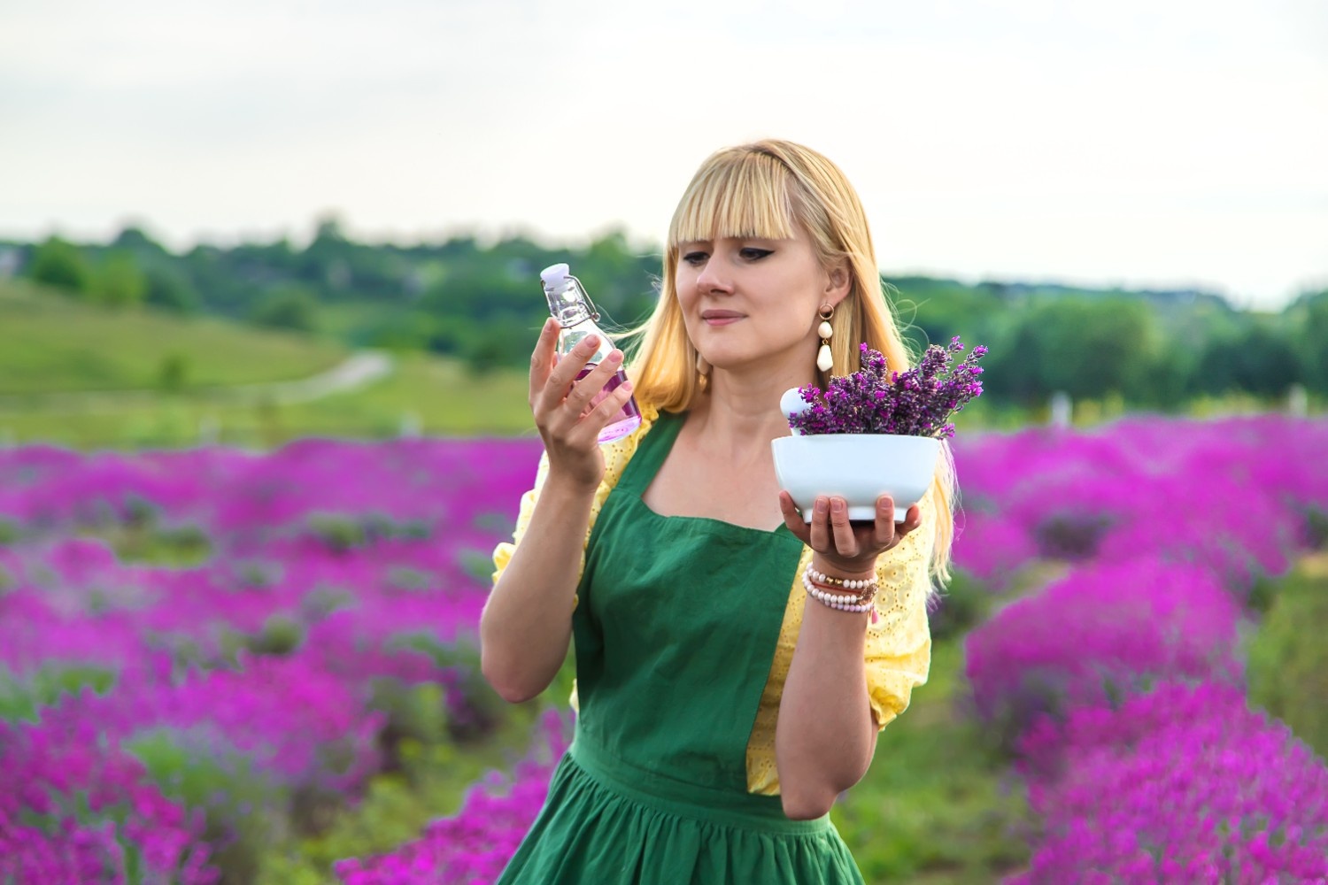 7 Jenis Aroma Parfum yang Cocok Dipakai Sehari-hari