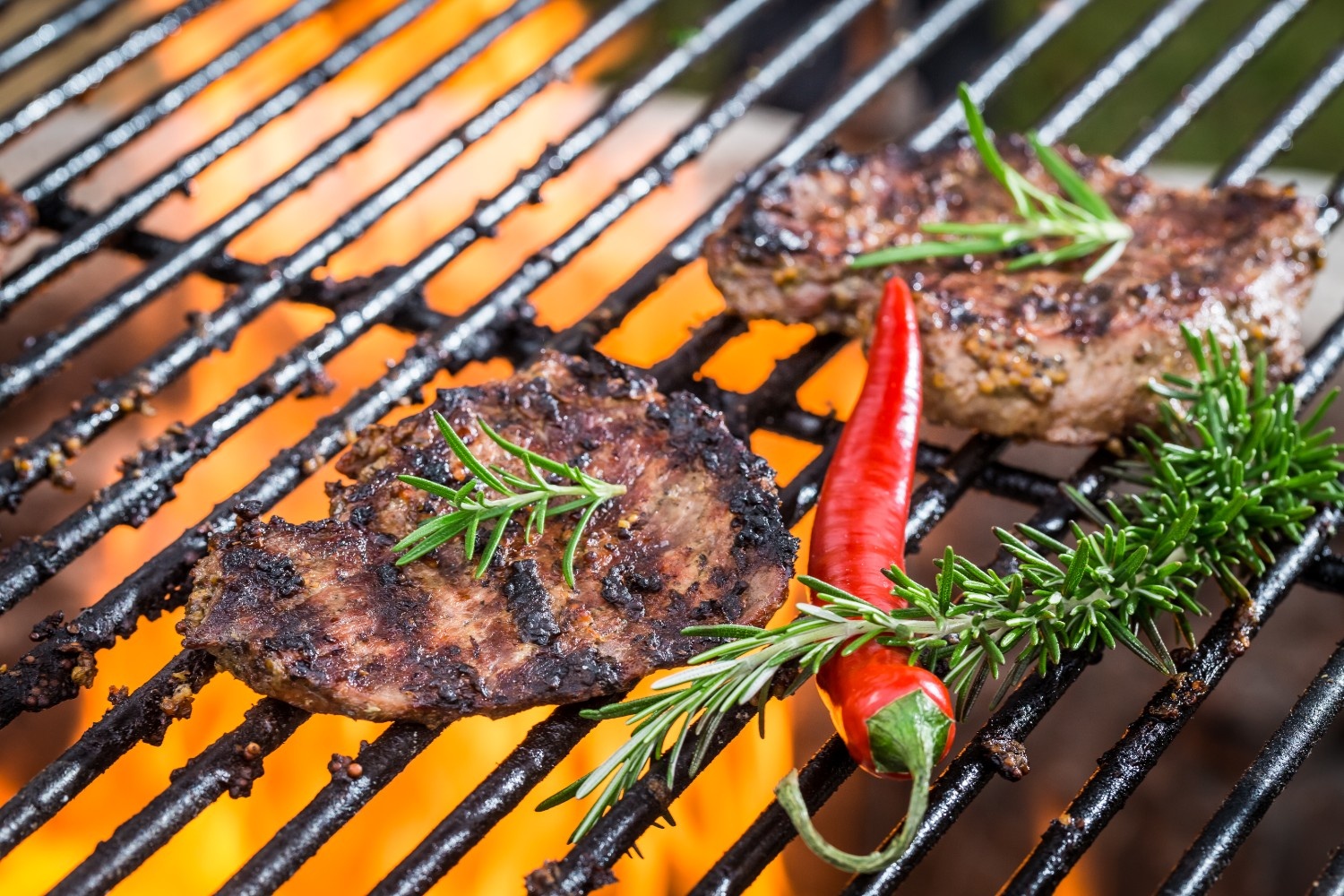 7 Jenis Daging Terbaik untuk Grill Steak di Rumah