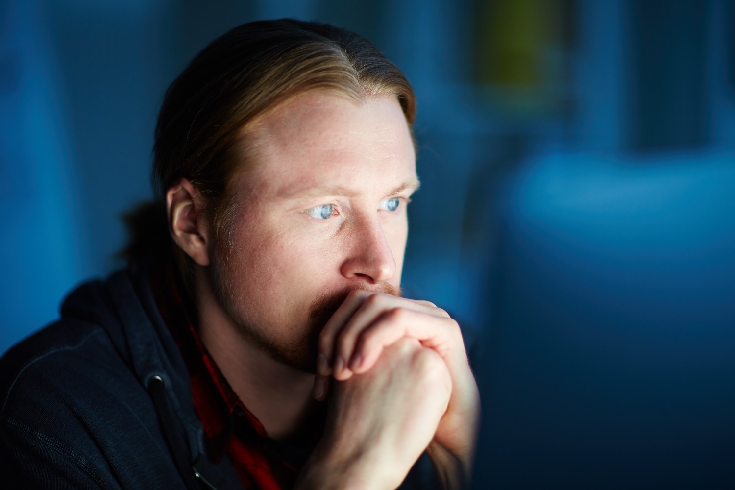 10 Struggle Overthinking yang Bikin Gak Produktif