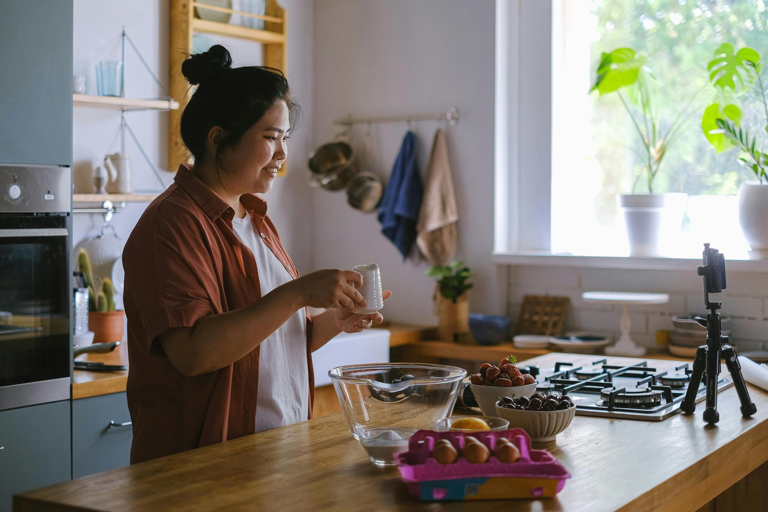 Gaya Review Food Vlogger