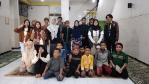 YOTers Teaching Surabaya: Stop Bullying, Kita Semua Berharga!