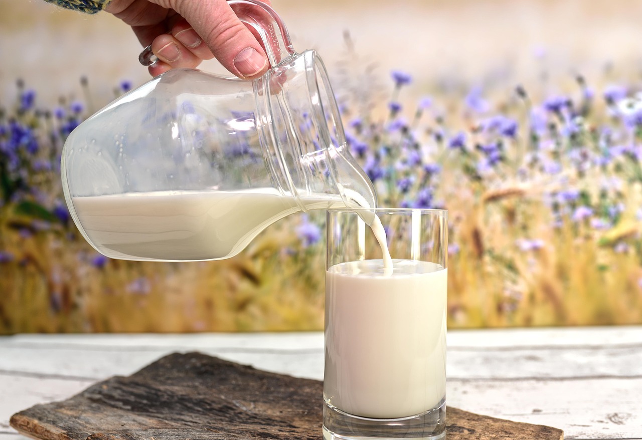7 Inspirasi Minuman Dingin Segar Berbahan Susu Full Cream