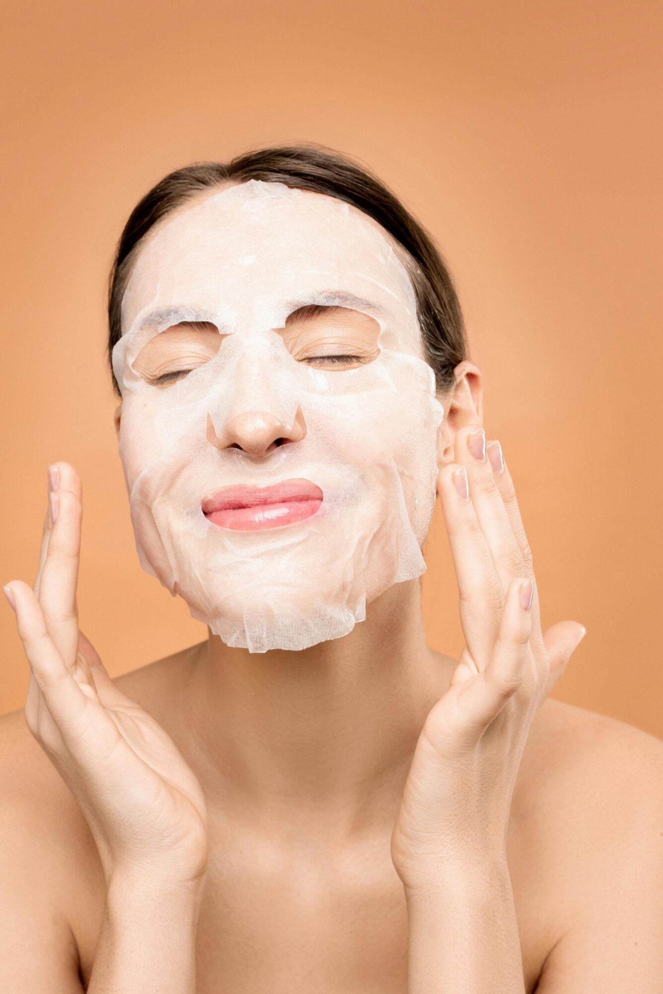 Waktu Terbaik Memakai Sheet Mask