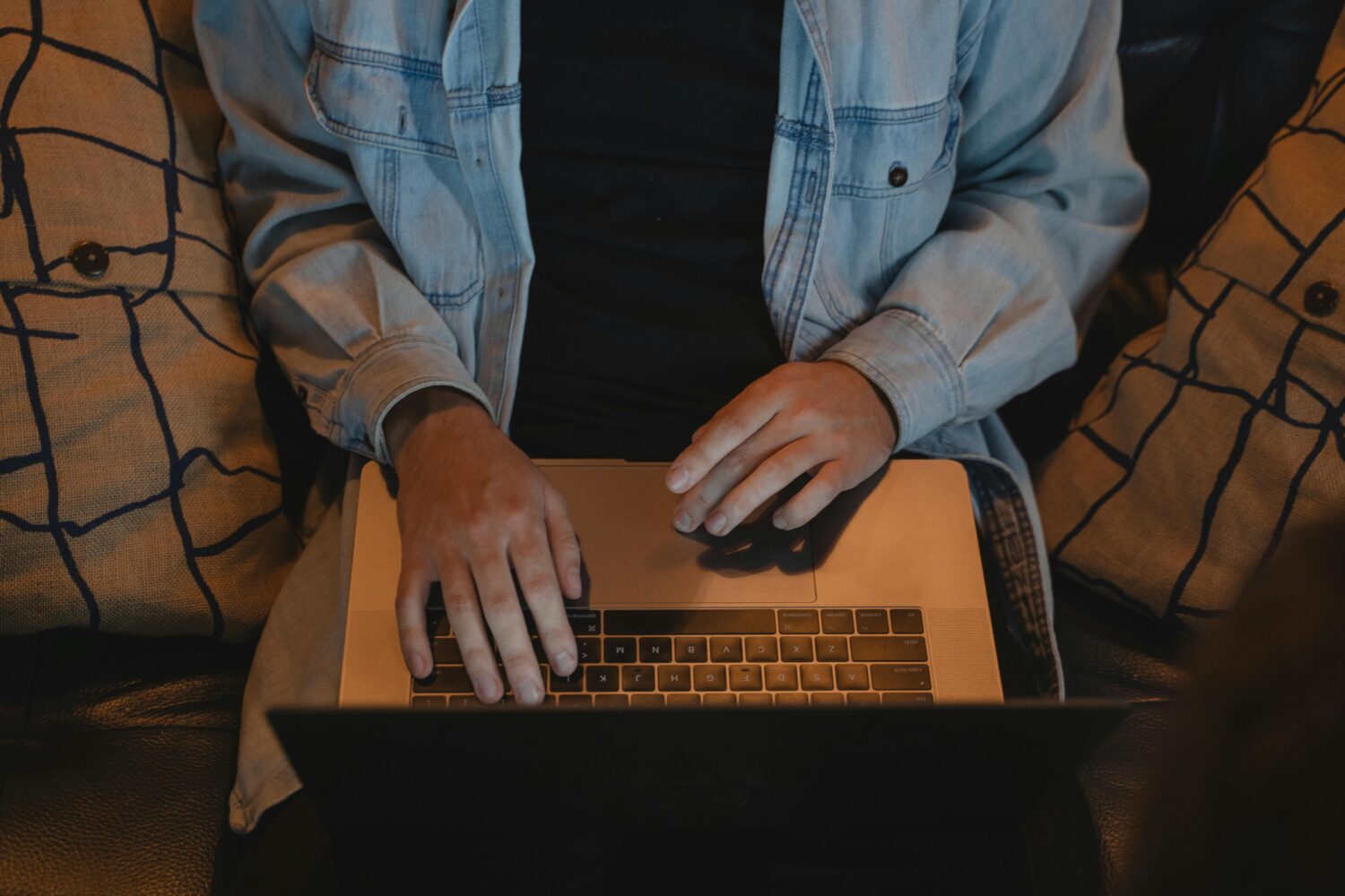 Aplikasi Edukatif Digital Literacy