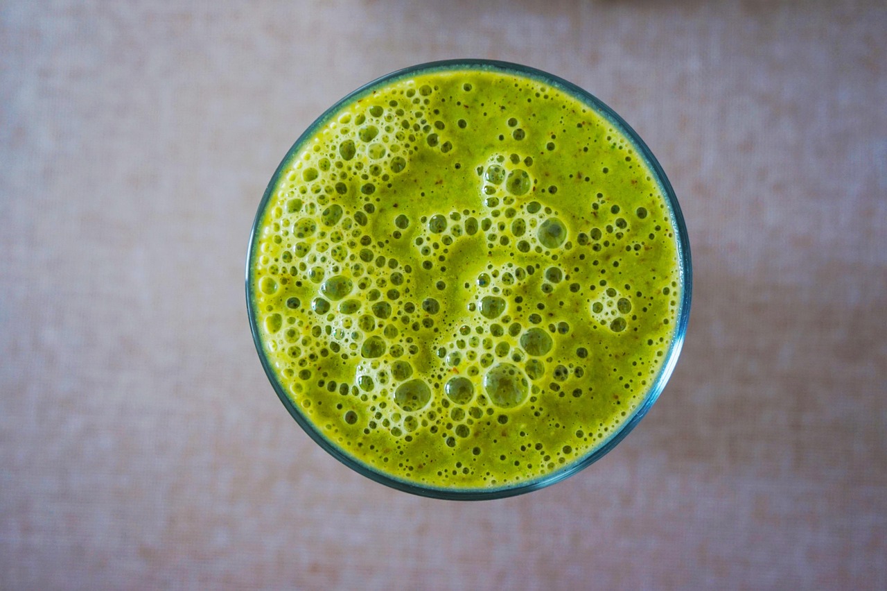 7 Resep Jus Bayam Segar yang Mudah Dibuat di Rumah