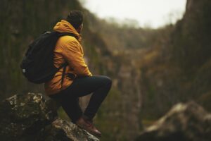 12 Manfaat Fisik dan Mental dari Hobi Naik Gunung