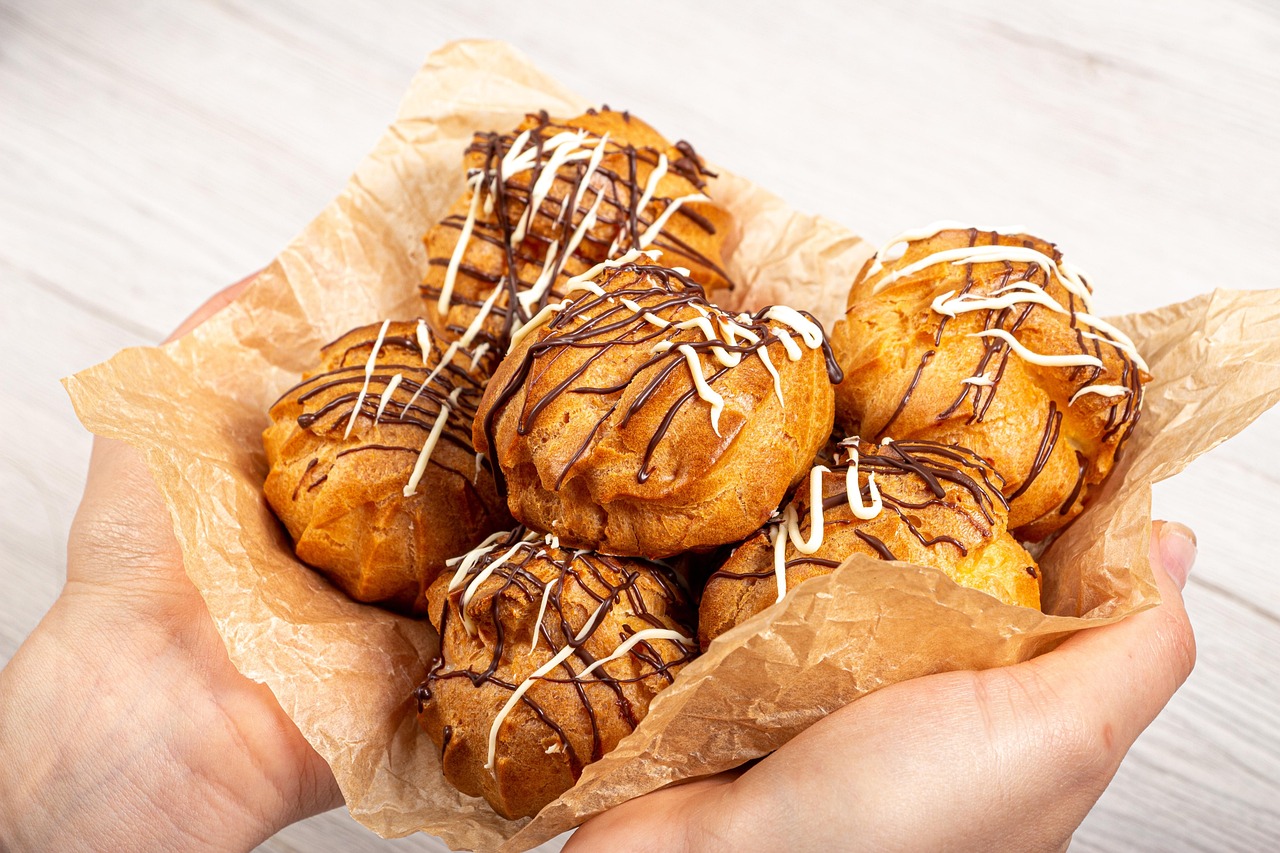 9 Resep Kue Sus Tanpa Oven, Cukup Pakai Panci Kukus