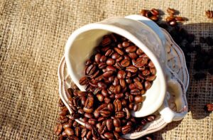 9 Fakta Kopi dan Kecantikan, Bisa Jadi Bahan Skincare Alami?