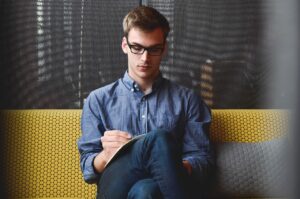 9 Ide Usaha Sampingan buat Karyawan Biar Dapat Penghasilan Tambahan