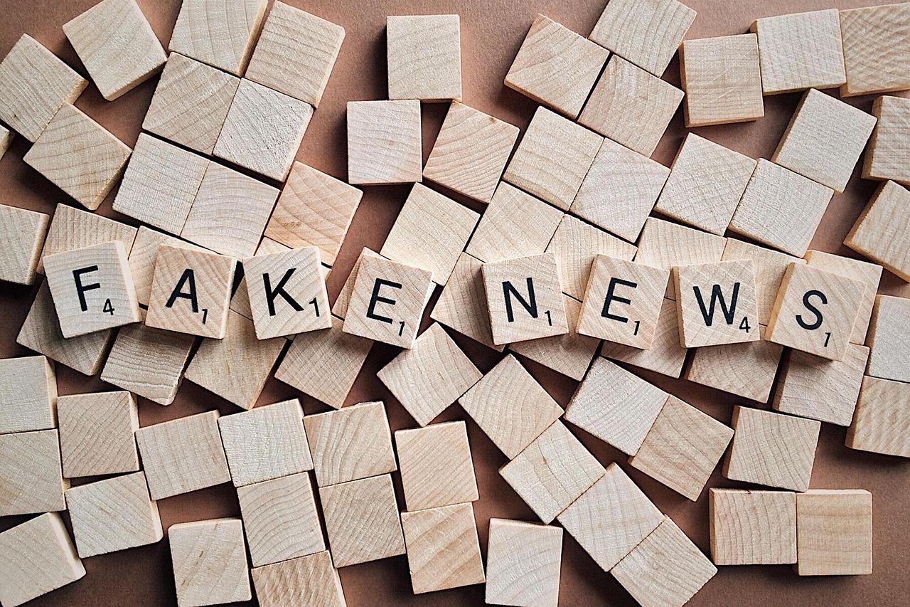 15 Tools Gratis untuk Mengecek Fakta dan Hoax