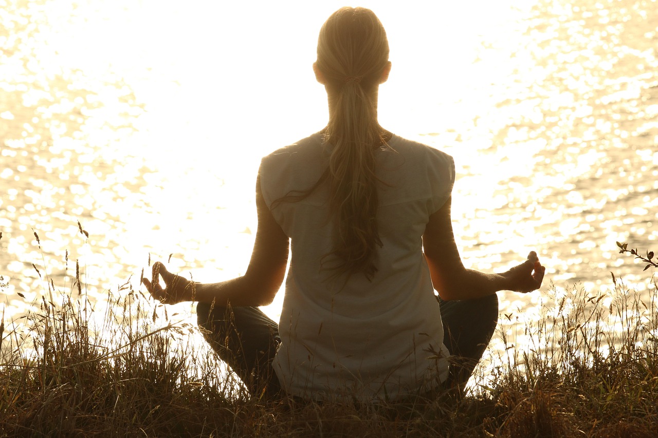 11 Teknik Meditasi ala Biksu Tibet yang Bisa Dicoba