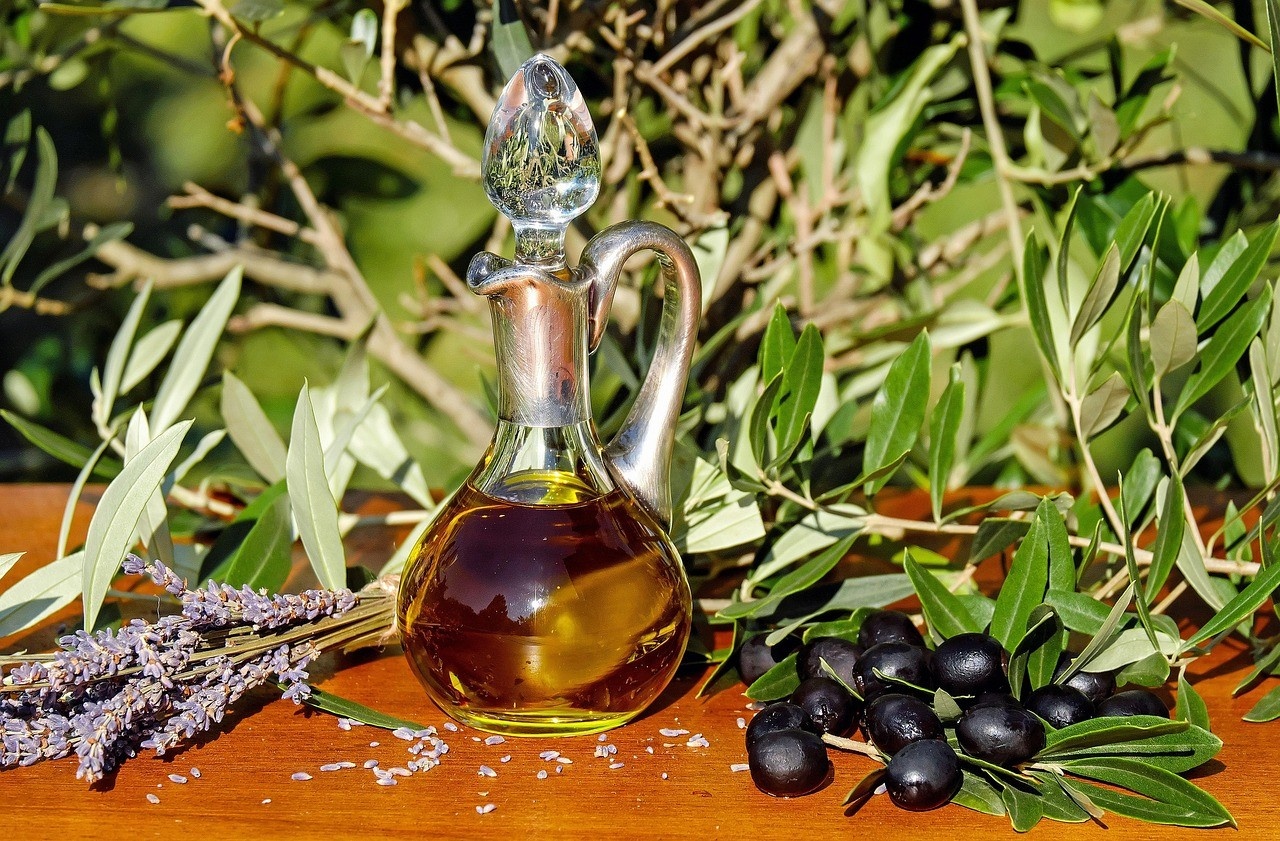 10 Hair Oil untuk Rambut Tipis Biar Lebih Bervolume