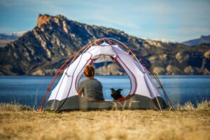 9 Tips Camping untuk Pemula Biar Nggak Gagap di Alam Bebas