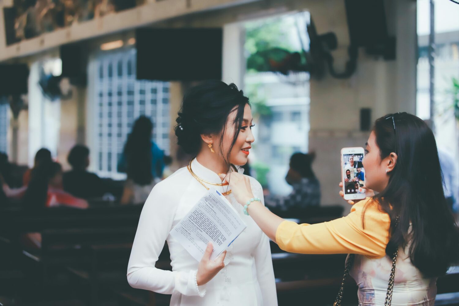Cara Ekstrovert Mengatasi Stres