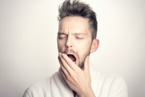 10 Kebiasaan Malam Orang Sukses yang Bisa Ditiru untuk Tidur