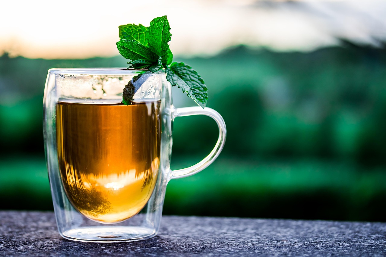7 Minuman Herbal yang Cocok Dikonsumsi Saat Haid