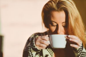 9 Tips Biar Coffee Break Tetep Hemat Tanpa Kurang Nikmat