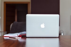 10 Rekomendasi Laptop Terbaik untuk Mahasiswa 2025
