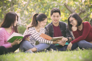 7 Skill Keren yang Bisa Kamu Dapat dari Kuliah Sastra Inggris