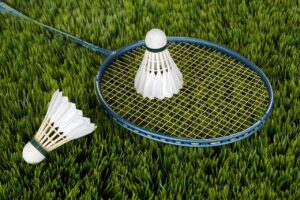 9 Cara Mengatur Napas Saat Main Badminton Supaya Gak Cepat Kelelahan