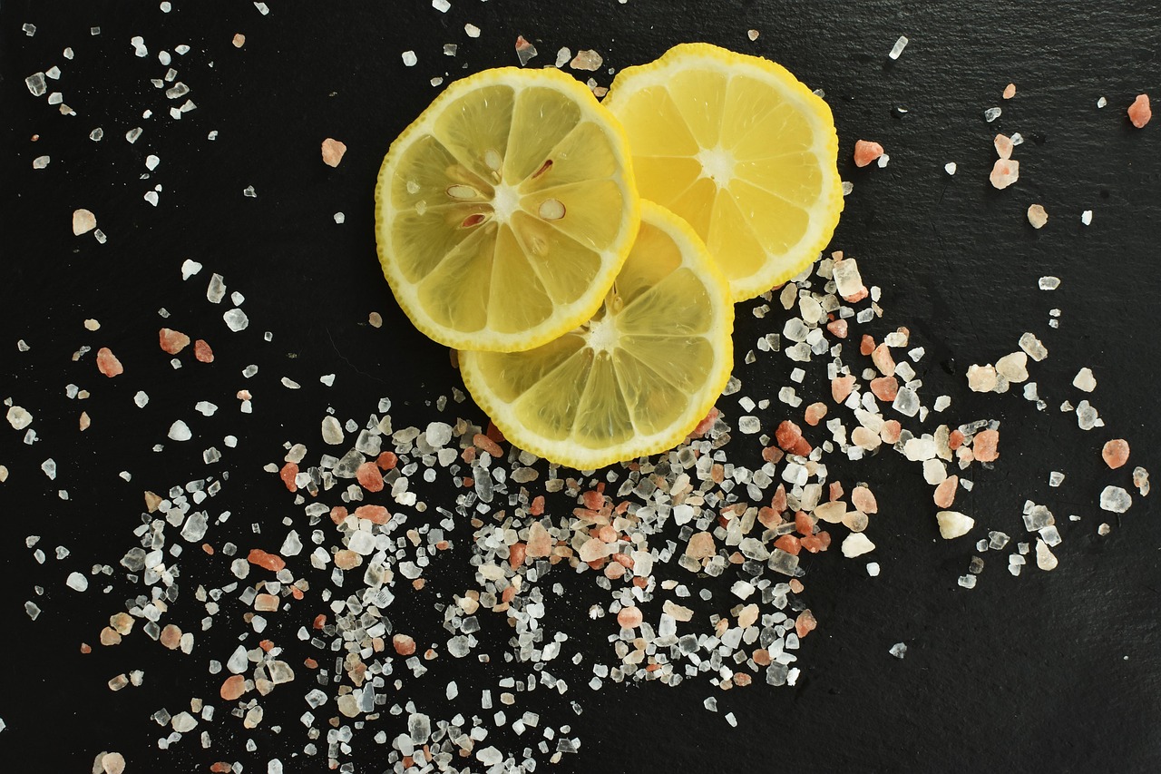 9 Cara Detoks Tubuh dari Kelebihan Garam