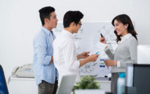 10 Tips Lolos Interview Management Trainee dari HR Langsung