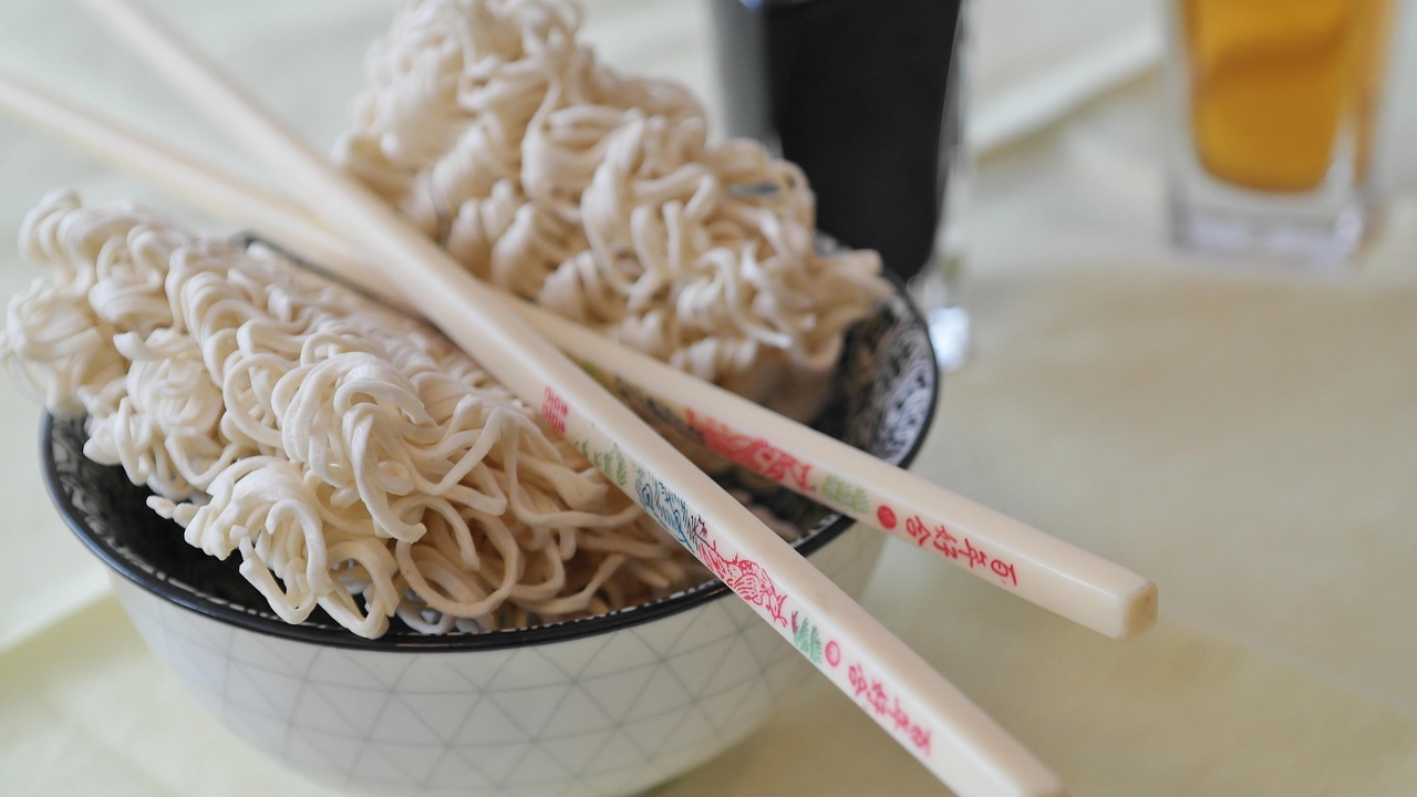 10 Resep Mie Instan Kekinian ala Anak Kost, Simple Tapi Nagih!