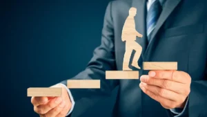 8 Strategi Bangun Karier Tanpa Harus Ngekor Tren atau Tekanan Sosial
