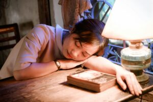9 Alasan Kenapa Bed Rotting Jadi Tren Favorit Gen Z