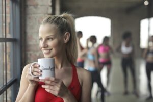 7 Waktu Terbaik Minum Kopi Biar Nggak Ganggu Tidur Malam Mahasiswa