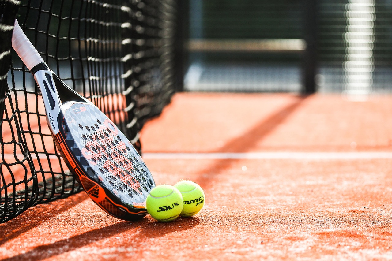 8 Cara Biar Main Padel Lebih Konsisten dan Nggak Cepat Bosan