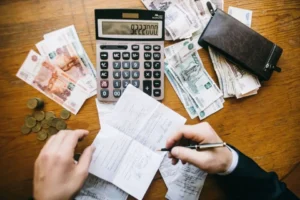10 Tips Atur Pengeluaran Anak Rantau Biar Nggak Seret di Akhir Bulan