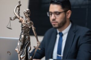 9 Tips Magang di Firma Hukum Buat Paralegal Muda