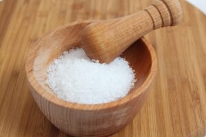 9 Cara Detoks Tubuh dari Kelebihan Garam