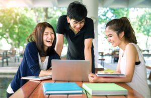 7 Cara Branding Bisnis Makanan Mahasiswa Supaya Tetap Beda dari yang Lain
