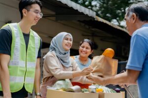 10 Jenis Donasi yang Bisa Dilakuin Anak Muda di Era Digital