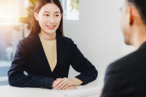 10 Contoh Pertanyaan Walk in Interview dan Cara Jawabnya