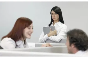 10 Cara Berhenti Bandingin Diri Sama Pencapaian Orang