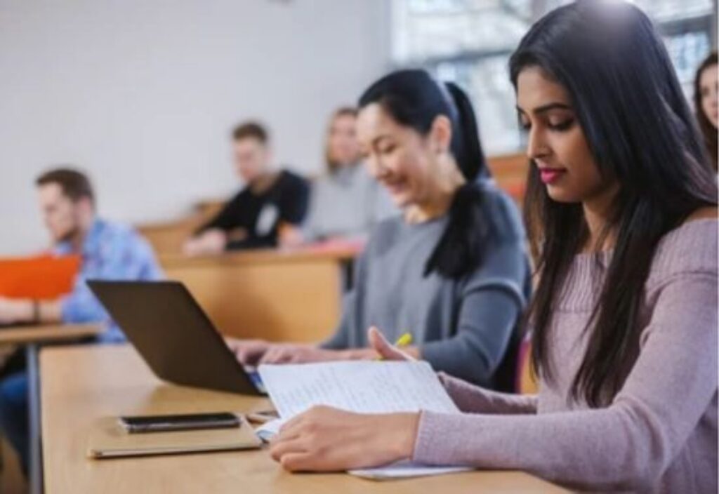 10 Jenis Soal TOEFL yang Paling Sering Bikin Bingung Peserta