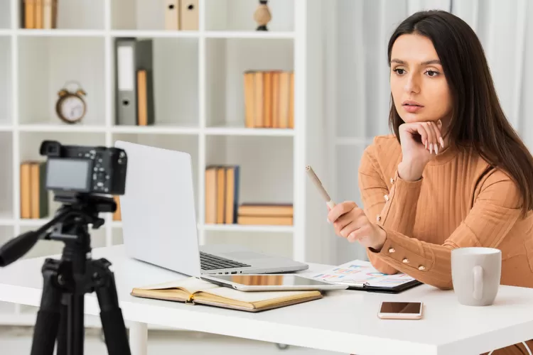 10 Growth Mindset yang Bantu Fresh Graduate Naik Kelas Lebih Cepat